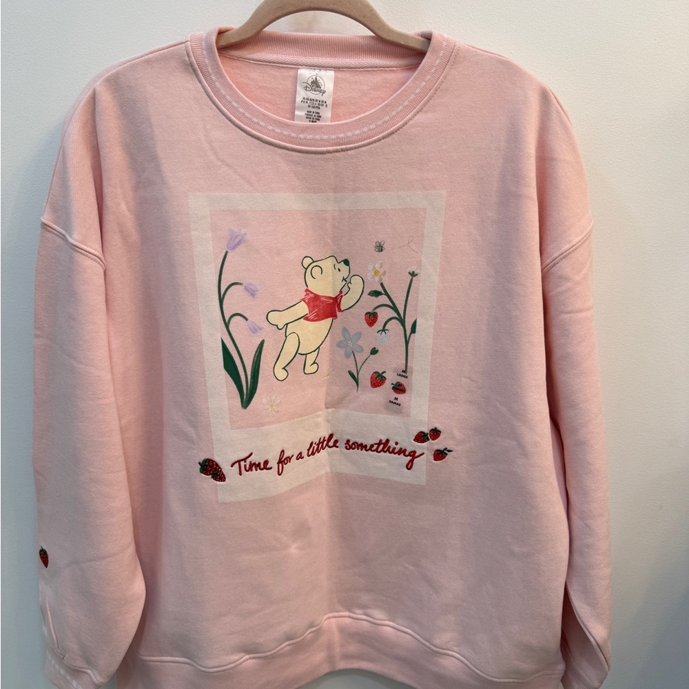 Pink Disney Winnie The Pooh Graphic Women's Sweater size M New With Tags